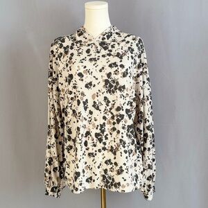 MTS Black and Cream Patterned Hoodie With Slit In The Back